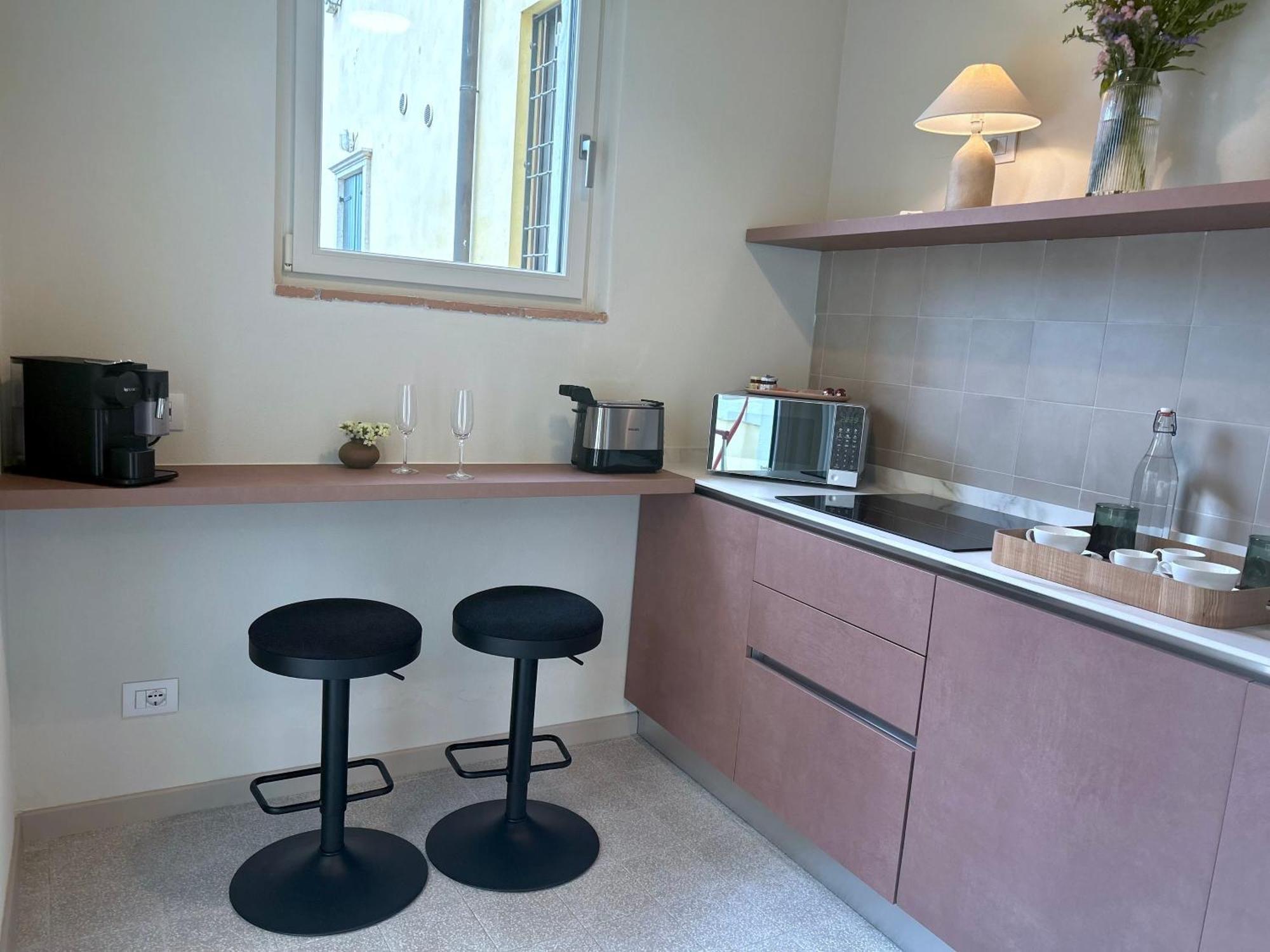 The Lake Suites Com - Luxury Stay In Lazise Exterior photo